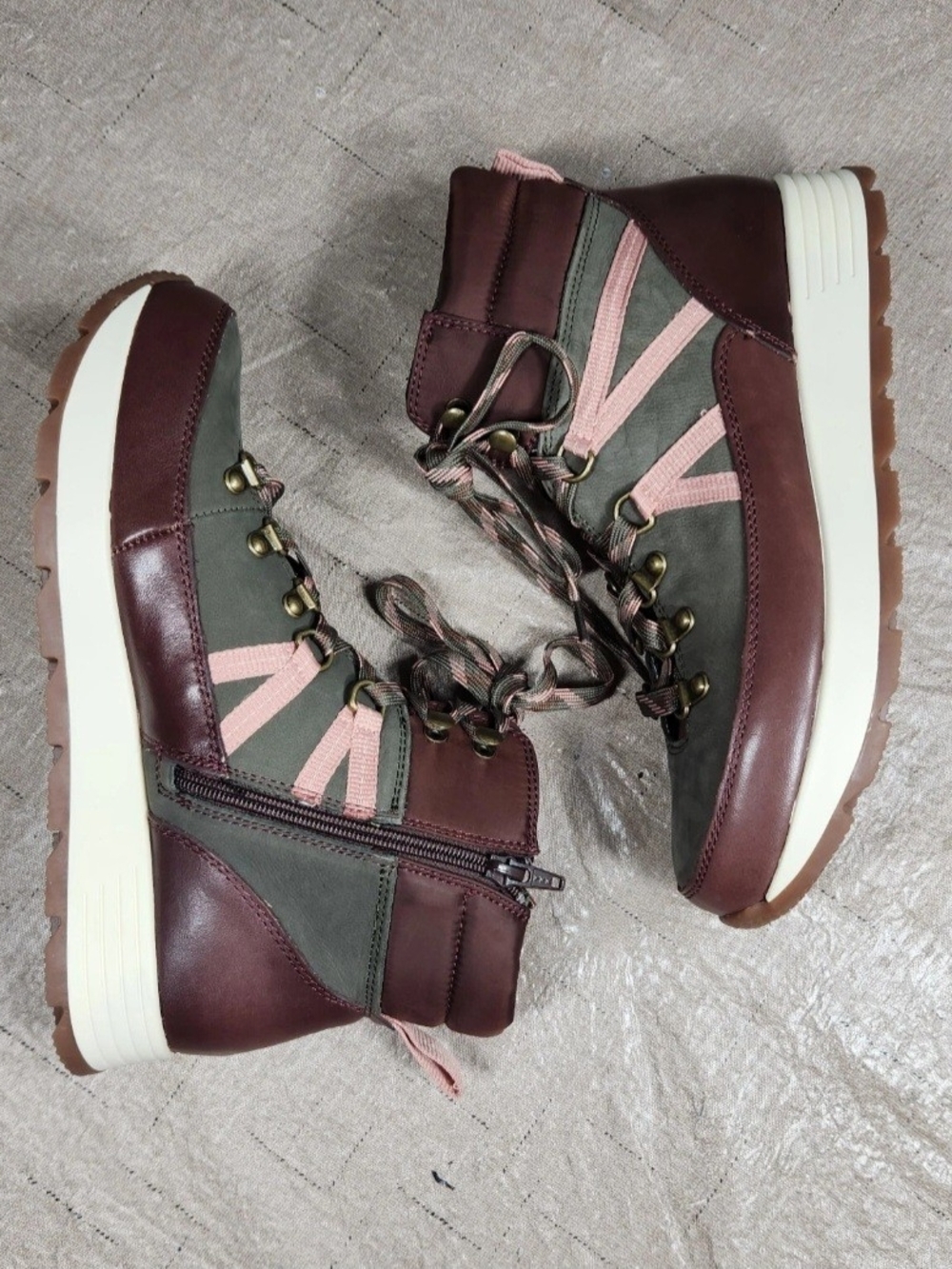 Alex Marie Thayla Women's 9.5 Hiker Sneakers Boots Suede Olive Maroon Pink 635